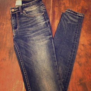 BKE NWOT Skinny Jeans